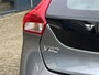 Volvo V40 2.0 T3 Momentum | NL Auto/1e Eig./Voll.Historie/Navi/Clima/Cruise/PDC/Xenon/Bluetooth/16" LM + All-Season Banden
