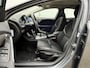 Volvo V40 2.0 T3 Momentum | NL Auto/1e Eig./Voll.Historie/Navi/Clima/Cruise/PDC/Xenon/Bluetooth/16" LM + All-Season Banden