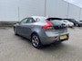 Volvo V40 2.0 T3 Momentum | NL Auto/1e Eig./Voll.Historie/Navi/Clima/Cruise/PDC/Xenon/Bluetooth/16" LM + All-Season Banden
