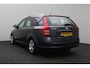 Kia Ceed cee'd Sporty Wagon 1.6 Fifteen 2008 | Airco | Trekhaak | Stuurwiel Bediening | Radio CD | Boekjes | 2 Sleutels