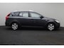 Kia Ceed cee'd Sporty Wagon 1.6 Fifteen 2008 | Airco | Trekhaak | Stuurwiel Bediening | Radio CD | Boekjes | 2 Sleutels