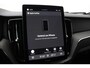 Volvo XC60 T6 Plug-in hybrid Ultra Black Edition | Luchtvering | Bowers&Wilkins | Massage+Ventilatie | Gelamineerd Glas | 22 Inch