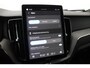 Volvo XC60 T6 Plug-in hybrid Ultra Black Edition | Luchtvering | Bowers&Wilkins | Massage+Ventilatie | Gelamineerd Glas | 22 Inch