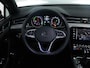 Volkswagen Passat Variant GTE 1.4 TSI 218 PK PHEV Highline | LED | Trekhaak | Side Assist | Stoelverwarming | Navigatie |