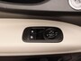 Fiat 500 1.0 Hybrid La Prima | 17"Lichtmetalen Velgen | Navigatie | Camera | Lederen Stoelbekleding | Tot 8 jaar Speciale Garantie!