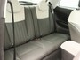 Fiat 500 1.0 Hybrid La Prima | 17"Lichtmetalen Velgen | Navigatie | Camera | Lederen Stoelbekleding | Tot 8 jaar Speciale Garantie!