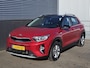 Kia Stonic 1.0 T-GDi MHEV DynamicLine Nieuw geleverd, Dealeronderhouden, 1e eign. Apple Carplay en/of Android auto Navigatie, Achteruitrijcamera