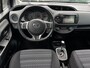 Toyota Yaris 1.3 VVT-i Trend / Camera achter / Automaat / Trekhaak / Cruise control / Dual zone automatic climate control / Grootlicht assistent /