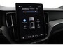 Volvo XC60 T6 Plug-in hybrid Ultra Black Edition | Luchtvering | Bowers&Wilkins | Massage+Ventilatie | Gelamineerd Glas | 22 Inch
