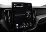 Volvo XC60 T6 Plug-in hybrid Ultra Black Edition | Luchtvering | Bowers&Wilkins | Massage+Ventilatie | Gelamineerd Glas | 22 Inch