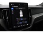 Volvo XC60 T6 Plug-in hybrid Ultra Black Edition | Luchtvering | Bowers&Wilkins | Massage+Ventilatie | Gelamineerd Glas | 22 Inch