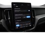 Volvo XC60 T6 Plug-in hybrid Ultra Black Edition | Luchtvering | Bowers&Wilkins | Massage+Ventilatie | Gelamineerd Glas | 22 Inch