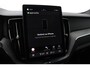 Volvo XC60 T6 Plug-in hybrid Ultra Black Edition | Luchtvering | Bowers&Wilkins | Massage+Ventilatie | Gelamineerd Glas | 22 Inch