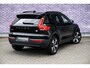 Volvo XC40 Plug-in Hybrid T4 Plus Dark | Facelift | Harman Kardon audio | Stoel- en stuurverwarming | Elektrische stoelverstelling | Navigatie | Cruise control | Apple Carplay / Android Auto | Getint glas | 19 inch velgen |