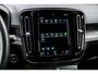 Volvo XC40 Plug-in Hybrid T4 Plus Dark | Facelift | Harman Kardon audio | Stoel- en stuurverwarming | Elektrische stoelverstelling | Navigatie | Cruise control | Apple Carplay / Android Auto | Getint glas | 19 inch velgen |