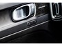 Volvo XC40 Plug-in Hybrid T4 Plus Dark | Facelift | Harman Kardon audio | Stoel- en stuurverwarming | Elektrische stoelverstelling | Navigatie | Cruise control | Apple Carplay / Android Auto | Getint glas | 19 inch velgen |