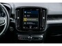 Volvo XC40 Plug-in Hybrid T4 Plus Dark | Facelift | Harman Kardon audio | Stoel- en stuurverwarming | Elektrische stoelverstelling | Navigatie | Cruise control | Apple Carplay / Android Auto | Getint glas | 19 inch velgen |