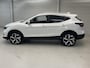 Nissan Qashqai 1.3 DIG-T Tekna / Trekhaak (1500 kg) / All season banden / Automaat