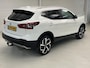 Nissan Qashqai 1.3 DIG-T Tekna / Trekhaak (1500 kg) / All season banden / Automaat