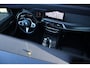 BMW 5-Serie Touring 520i M-Sport Pano Memory ACC Keyless Camera HiFi Comfortstoelen 19” Stuurverwarming