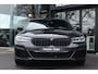 BMW 5-Serie Touring 520i M-Sport Pano Memory ACC Keyless Camera HiFi Comfortstoelen 19” Stuurverwarming