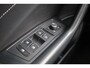 Volkswagen T-Roc 1.0 TSI Style 110PK / 81kW, Dealer onderhouden, ErgoActive voorstoelen met massagefunctie, verwarmbare voorstoelen, LED plus koplampen, privacy glas, lederen / alcantara bekleding, adaptieve cruise control (acc), draadloze telefoonlader, spraakbediening, 2-zone climatronic, light assist, digital cockpit pro, elektrisch verstel-, verwarm- en inklapbare buitenspiegels, draadloos Apple Carplay & Android Auto, multifunctioneel lederen stuurwiel, privacy glas, 17" LMV met 4 seizoenen banden, parkeersensoren voor en achter (pdc) etc.