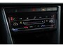 Volkswagen T-Roc 1.0 TSI Style 110PK / 81kW, Dealer onderhouden, ErgoActive voorstoelen met massagefunctie, verwarmbare voorstoelen, LED plus koplampen, privacy glas, lederen / alcantara bekleding, adaptieve cruise control (acc), draadloze telefoonlader, spraakbediening, 2-zone climatronic, light assist, digital cockpit pro, elektrisch verstel-, verwarm- en inklapbare buitenspiegels, draadloos Apple Carplay & Android Auto, multifunctioneel lederen stuurwiel, privacy glas, 17" LMV met 4 seizoenen banden, parkeersensoren voor en achter (pdc) etc.