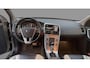 Volvo XC60 2.0 T5 FWD Polar+ | Panoramadak | Two-Tone Lederen Bekleding | Xenon | Lichtmetalen Velgen 19 inch | Cruise Control Adaptief | BLIS | Achteruitrijcamera | Parkeersensoren | Navigatie | Sportstoelen |