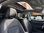 Volkswagen Golf 1.5 eTSI Style Pano Navi LED