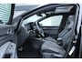 Volkswagen Golf Variant 1.5 eTSI 150pk R-Line DSG7 Panoramadak Trekhaak NL-Auto NAP