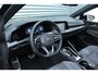 Volkswagen Golf Variant 1.5 eTSI 150pk R-Line DSG7 Panoramadak Trekhaak NL-Auto NAP