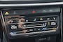 Volkswagen T-Roc 1.5 TSI DSG R-Line Black / IQ LED / Camera / Trekhaak afnb./Navi/ App-connect