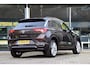 Volkswagen T-Roc 1.5 TSI Sport Business R DSG Automaat | BOVAG Garantie | Trekhaak | Virtual Cockpit | Navigatie | Achteruitrijcamera | 18'' Velgen Met All Season Banden | Adaptive Cruise | Stoelverwarming |