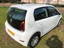Volkswagen Up! 1.0 Org NL/ 5drs / Clima / Camera / Pdc