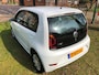 Volkswagen Up! 1.0 Org NL/ 5drs / Clima / Camera / Pdc