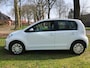Volkswagen Up! 1.0 Org NL/ 5drs / Clima / Camera / Pdc