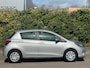 Toyota Yaris 1.5 Hybrid Aspiration Automaat - Silver Metallic - Keurig