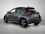 Toyota Yaris 1.5 Hybrid 115 First Edition + | BTW voertuig | Dodehoek detectie | Stoel+stuurverwarming | Parkeersensoren voor+achter | Draadloze Telefoonlader | Apple CarPlay/Android auto | Cruise Control Adaptive |