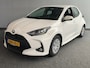 Toyota Yaris 1.5 Hybrid 115 Comfort Rijklaar + 12 maanden Bovag-garantie Henk Jongen Auto's in Helmond,  al 50 jaar service zoals 't hoort!