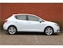SEAT Ibiza 1.0 EcoTSI 95pk Style Connect | NL-auto | 5 deuren | Airco | Cruise control | Navigatie | Parkeersensoren | Lichtm. velgen | Radio |