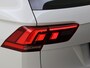 Volkswagen Tiguan 1.4 TSI eHybrid R-Line Business+ | SoH 98% | Panoramadak | Trekhaak | Parkeerassistent | Keyless | Achteruitrijcamera | Adaptieve cruise control | Dodehoek detectie | LED matrix verlichting |