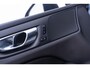 Volvo V60 2.0 B4 Inscription | Navigatie | Lederen Bekleding | Adaptieve Cruise Control | Camera | Stoel-/Stuurverwarming | Pilot Assist | Memory | Elek. Achterklep | Getint Glas | Park Assist | Voorruit Verwarming