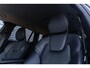 Volvo V60 2.0 B4 Inscription | Navigatie | Lederen Bekleding | Adaptieve Cruise Control | Camera | Stoel-/Stuurverwarming | Pilot Assist | Memory | Elek. Achterklep | Getint Glas | Park Assist | Voorruit Verwarming
