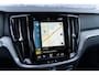 Volvo V60 2.0 B4 Inscription | Navigatie | Lederen Bekleding | Adaptieve Cruise Control | Camera | Stoel-/Stuurverwarming | Pilot Assist | Memory | Elek. Achterklep | Getint Glas | Park Assist | Voorruit Verwarming