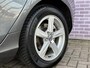 Volvo V40 D2 KINETIC | 1ste eigenaar | 12 mnd BOVAG garantie | Trekhaak | Dealeronderhouden | Navigatie | Climate Control | Parkeercamera | Parkeersensoren | High Performance Audio