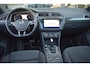 Volkswagen Tiguan 1.5 TSI ACT Highline R-Line | TREKHAAK | PANORAMADAK | DYNAUDIO | VIRTUAL | NAP