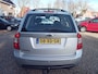 Kia Carens 2.0 CVVT X-ecutive - Airco