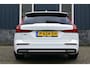 Volvo V60 2.0 T8 Recharge AWD Inscription Rijklaarprijs-Garantie Leder Sport interieur Trekhaak Led Camera