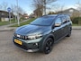 Dacia Jogger 1.8 hybrid 155 limited edition 7p. APPLE CARPLAY ANDROID AUTO / CLIMATE CONTROLE / PARKEERSENSOREN+CAMERA / CRUISE CONTROLE / NAVIGATIE.