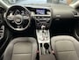 Audi A5 SPORTBACK 1.8 TFSI BUSINESS EDITION NAVIGATIE ADAPTIVE CRUISE CONTROL ELEK. VERSTELBARE VOORSTOELEN BLUETOOTH TELEFOON DODEHOEKSENSOREN AFN. TREKHAAK PDC ZEER MOOI !! 3010 DEK